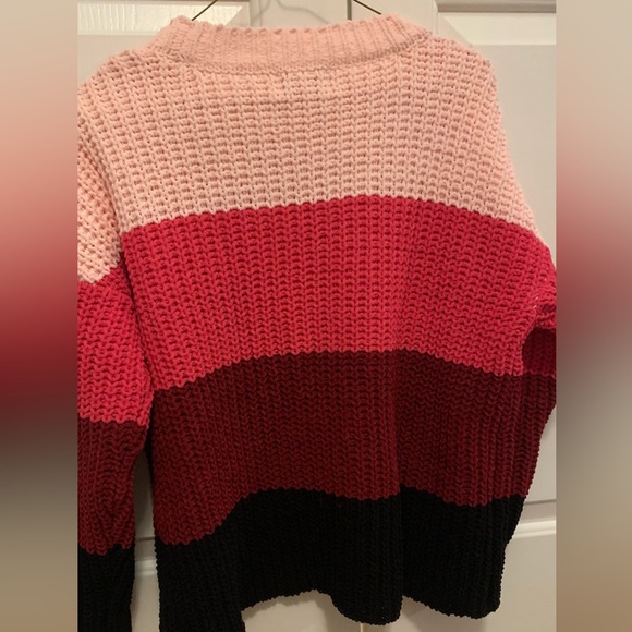 Jun & Ivy pink shades sweater - Picture 2 of 4